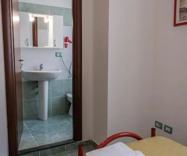 Foresteria Esercito Della Salvezza Ostello Roma