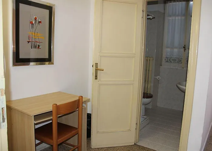 Foresteria Esercito Della Salvezza 로마