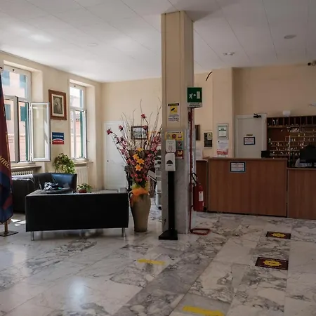 Hostel Foresteria Esercito Della Salvezza Řím