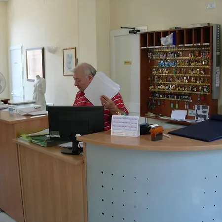 Foresteria Esercito Della Salvezza * Rome