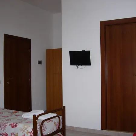 Foresteria Esercito Della Salvezza Hostal Roma